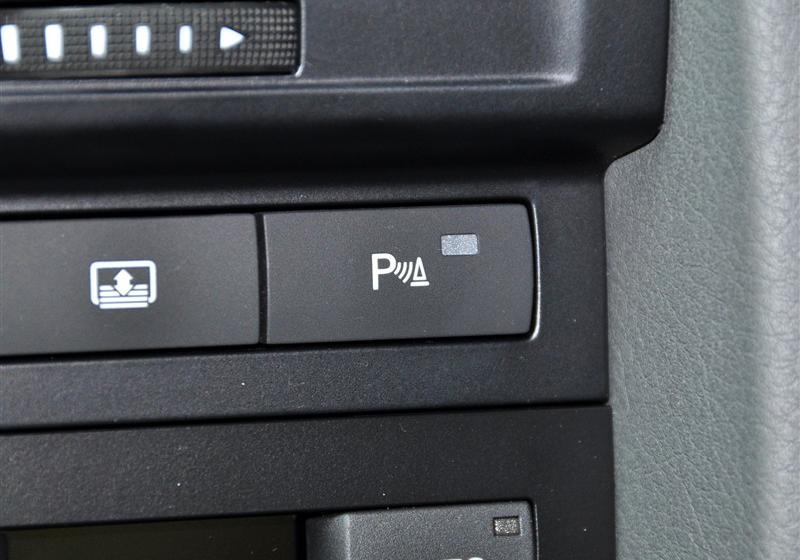一汽奥迪 奥迪A6L 2011款 2.0 TFSI 手动标准型