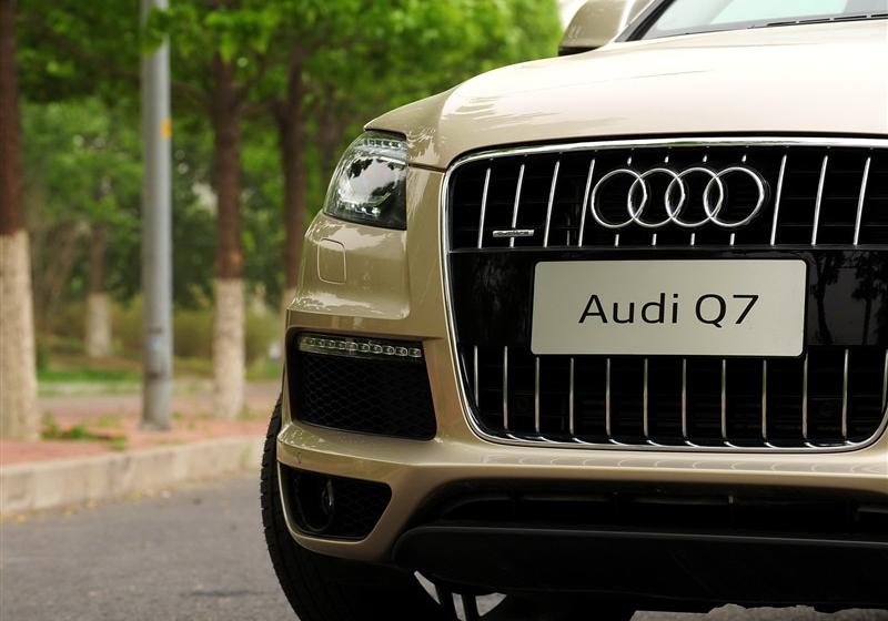 奥迪(进口) 奥迪Q7 2011款 3.0 TFSI 专享型(245kW)
