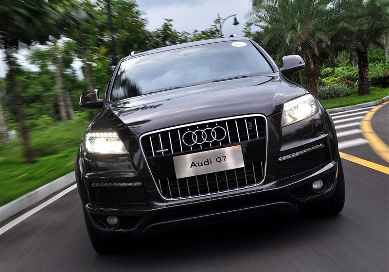 奥迪(进口) 奥迪Q7 2011款 3.0 TFSI 专享型(245kW)