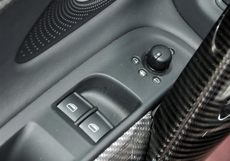 奥迪(进口) 奥迪R8 2011款 Spyder 5.2 FSI quattro