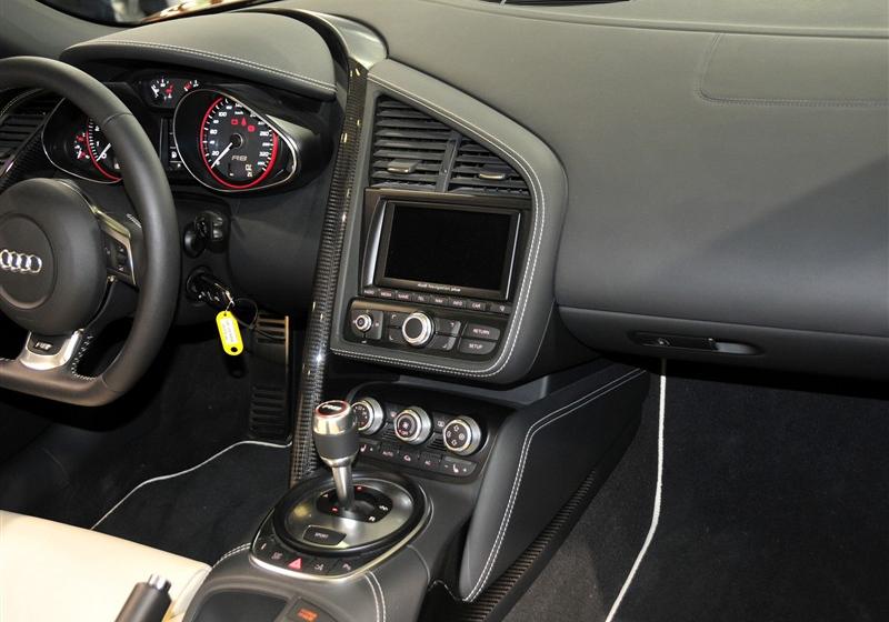 奥迪(进口) 奥迪R8 2011款 Spyder 5.2 FSI quattro