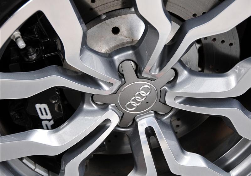 奥迪(进口) 奥迪R8 2011款 Spyder 5.2 FSI quattro