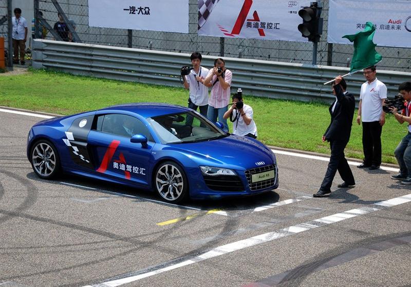 奥迪(进口) 奥迪R8 2010款 5.2 FSI quattro