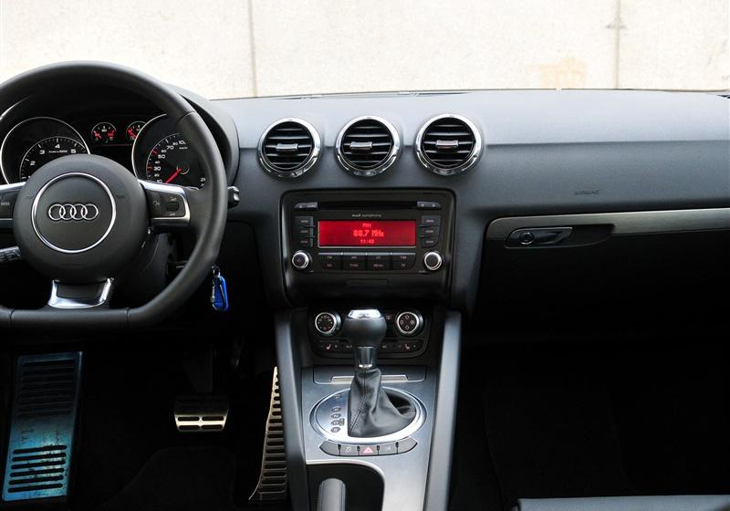 奥迪(进口) 奥迪TT 2011款 TT Coupe 2.0TFSI