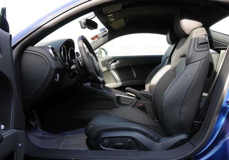奥迪(进口) 奥迪TT 2011款 TTS Coupe 2.0TFSI quattro