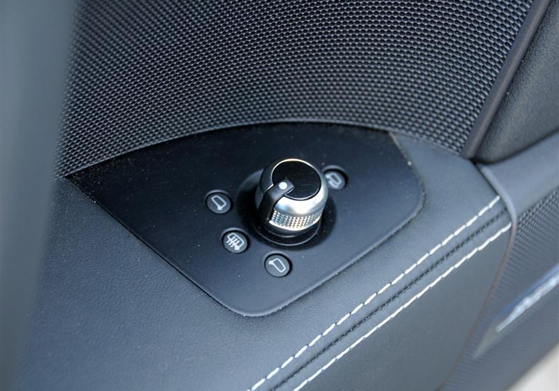 奥迪(进口) 奥迪TT 2011款 TTS Coupe 2.0TFSI quattro