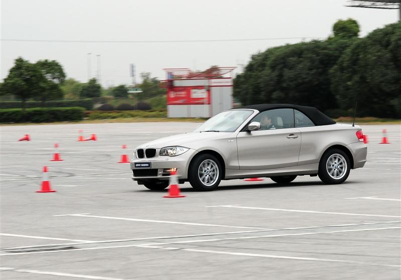 宝马(进口) 宝马1系 2011款 120i 敞篷轿跑车