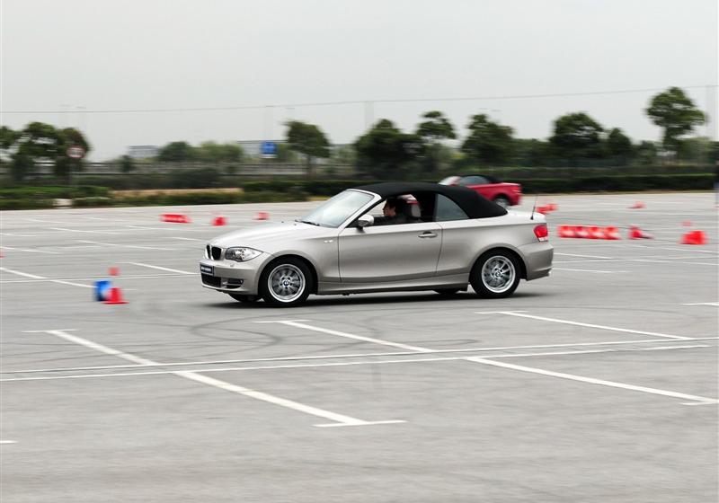 宝马(进口) 宝马1系 2011款 120i 敞篷轿跑车