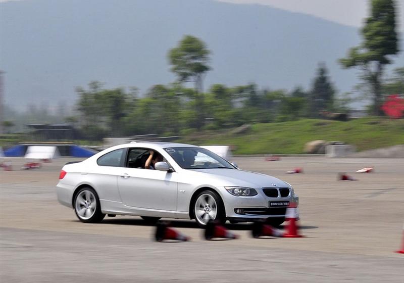 宝马(进口) 宝马3系(进口) 2011款 330i双门轿跑车