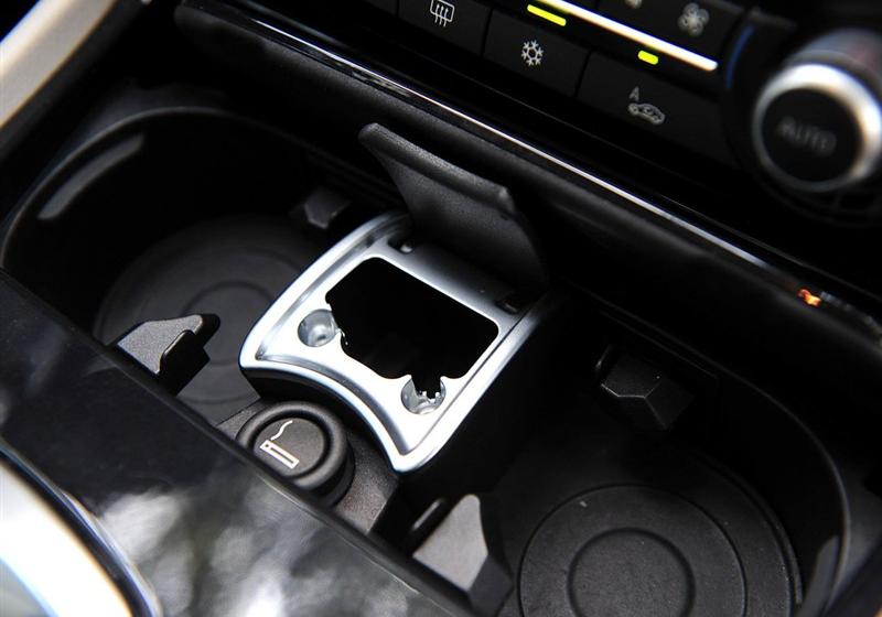 宝马(进口) 宝马5系(进口) 2010款 GT 550i豪华型