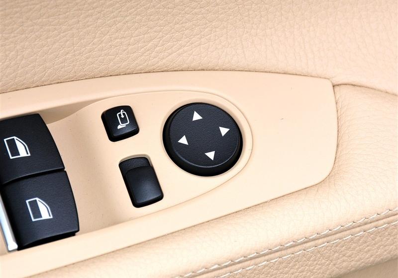 宝马(进口) 宝马7系 2011款 750Li xDrive