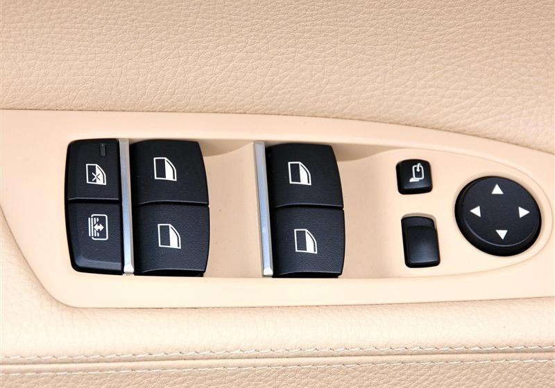 宝马(进口) 宝马7系 2011款 750Li xDrive