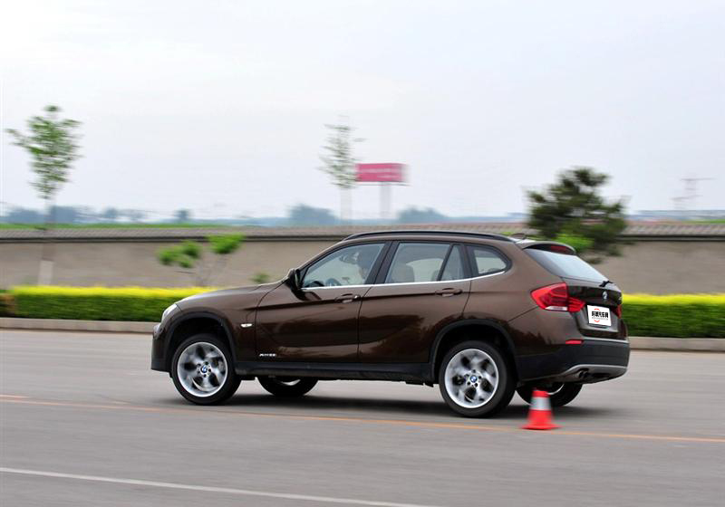 宝马(进口) 宝马X1 2010款 xDrive28i