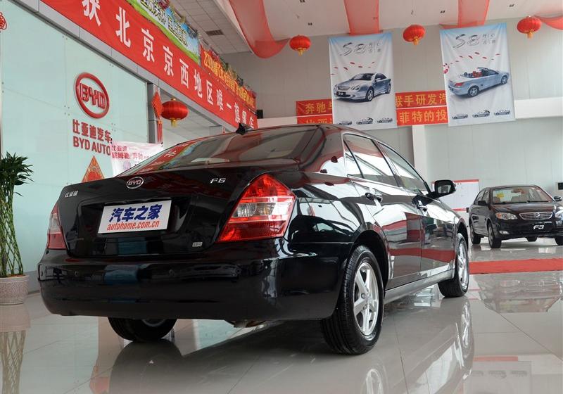 比亚迪 比亚迪F6 2011款 黄金版 1.8L MT尊享型