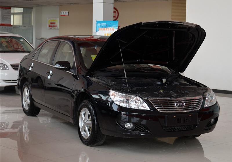 比亚迪 比亚迪F6 2011款 黄金版 1.8L MT尊享型