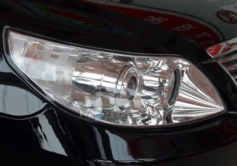 比亚迪 比亚迪F6 2011款 黄金版 1.8L MT尊享型