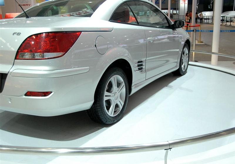比亚迪 比亚迪S8 2009款 2.0 手动旗舰型