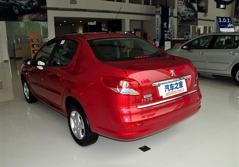 东风标致 标致207 2011款 1.6L 手动驭乐版