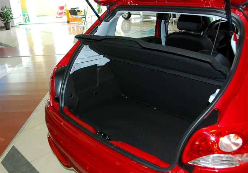 东风标致 标致207 2011款 两厢 1.6L 自动驭乐版