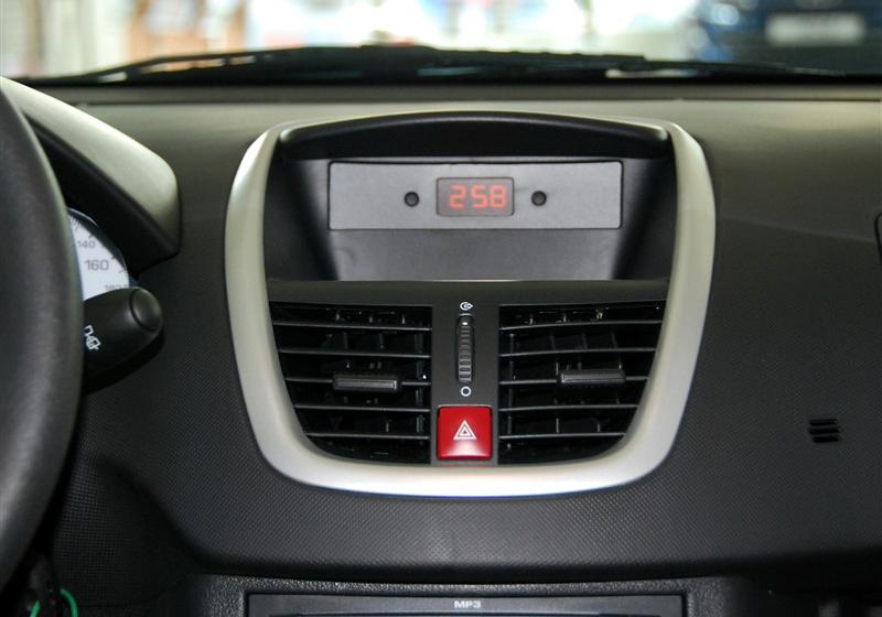 东风标致 标致207 2011款 两厢 1.6L 自动驭乐版
