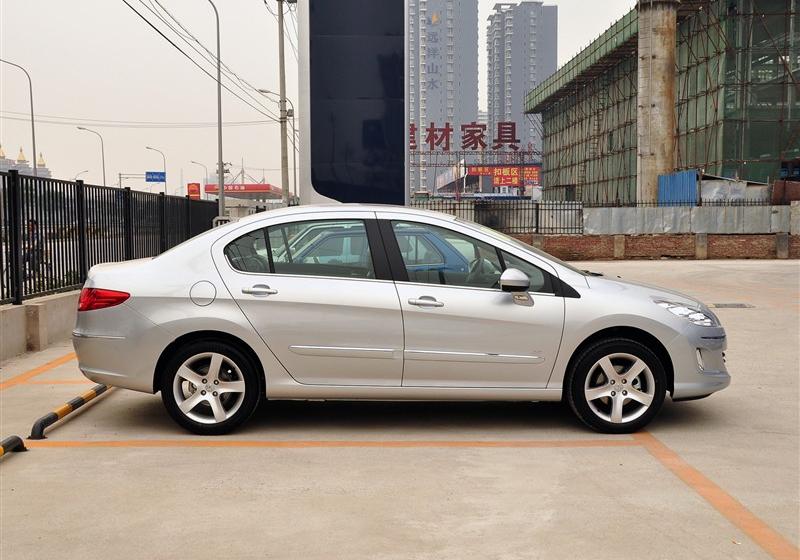 东风标致 标致408 2011款 2.0L自动舒适版