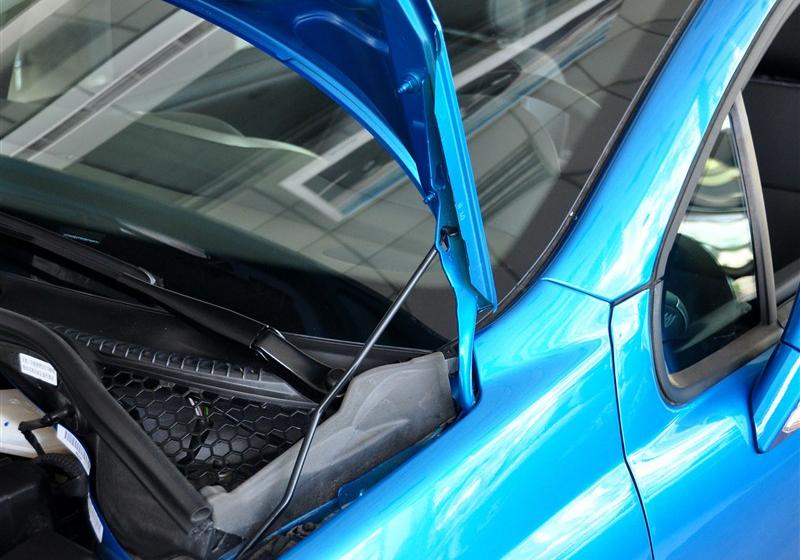 标致(进口) 标致207(进口) 2011款 1.6T CC 风尚版