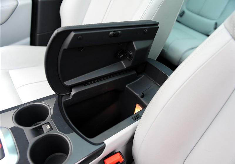 标致(进口) 标致3008 2011款 1.6T 豪华型