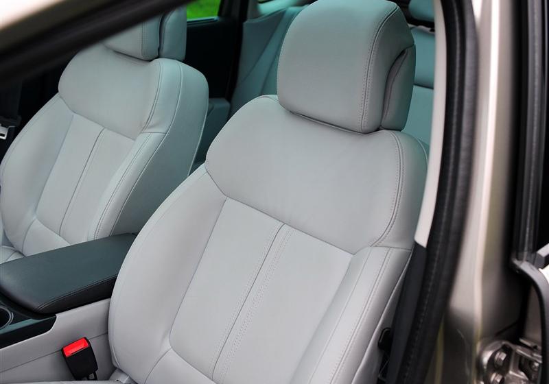 标致(进口) 标致3008 2011款 1.6T 豪华型