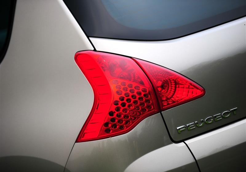 标致(进口) 标致3008 2011款 1.6T 豪华型