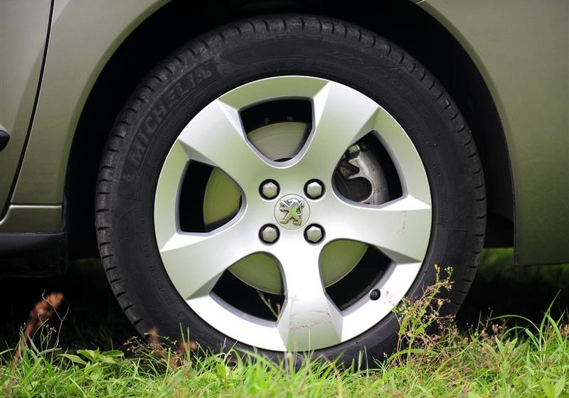 标致(进口) 标致3008 2011款 1.6T 豪华型