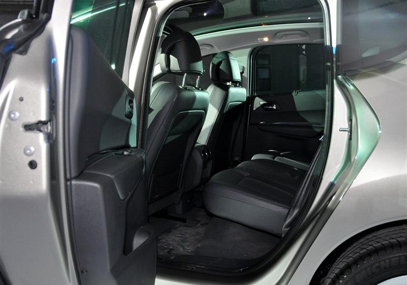 标致(进口) 标致3008 2011款 1.6T 豪华型