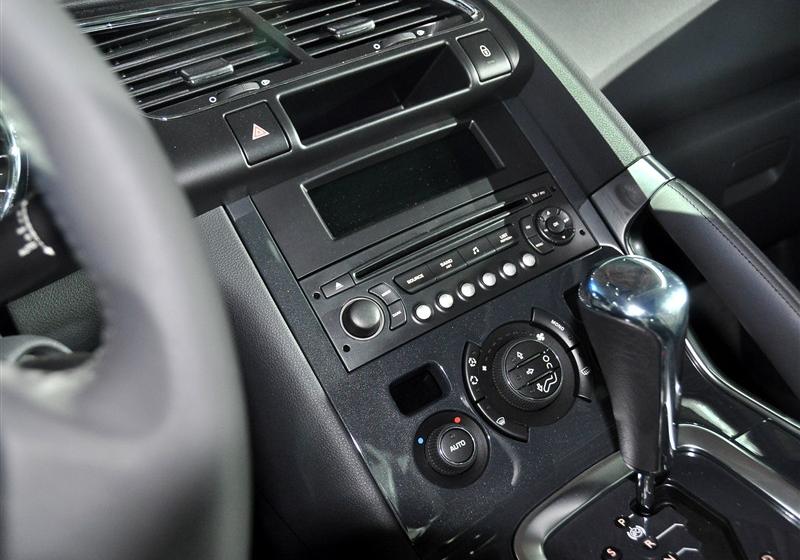 标致(进口) 标致3008 2011款 1.6T 豪华型
