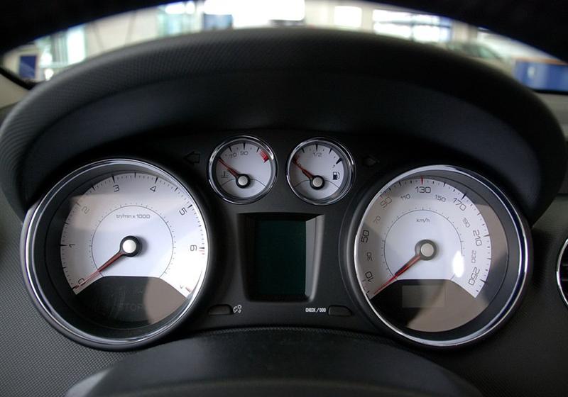标致(进口) 标致308(进口) 2009款 1.6T CC 自动豪华型