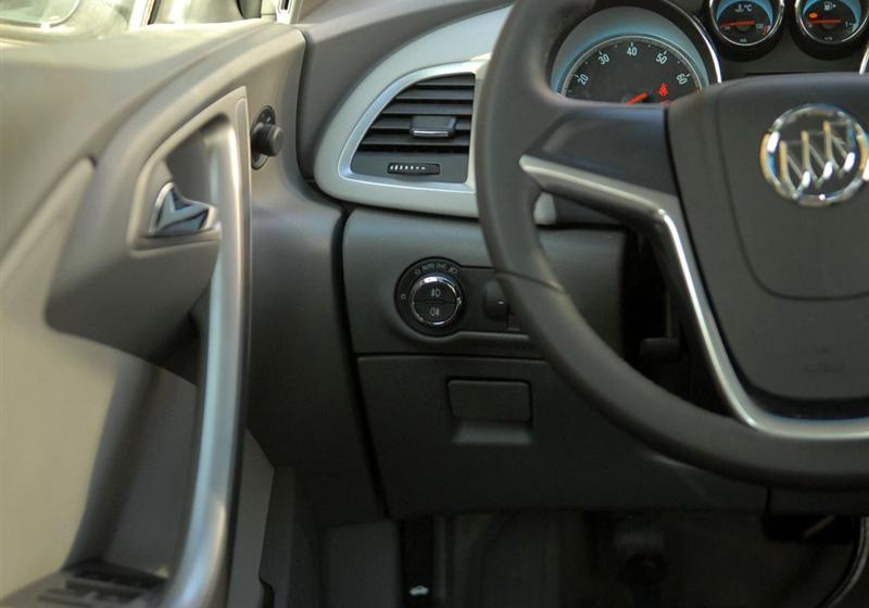 通用别克 英朗 2010款 XT 1.6L 手动进取版