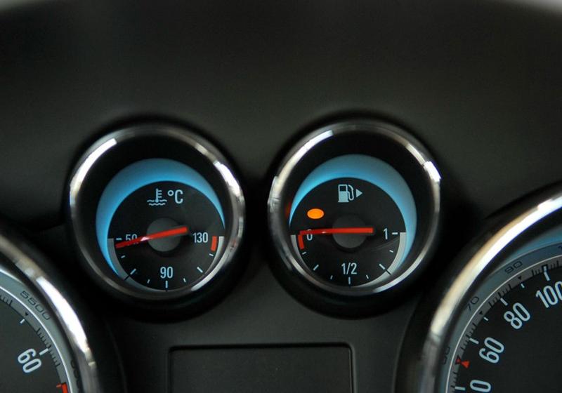 通用别克 英朗 2010款 XT 1.6L 手动进取版
