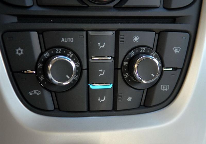 通用别克 英朗 2010款 XT 1.6L 手动进取版