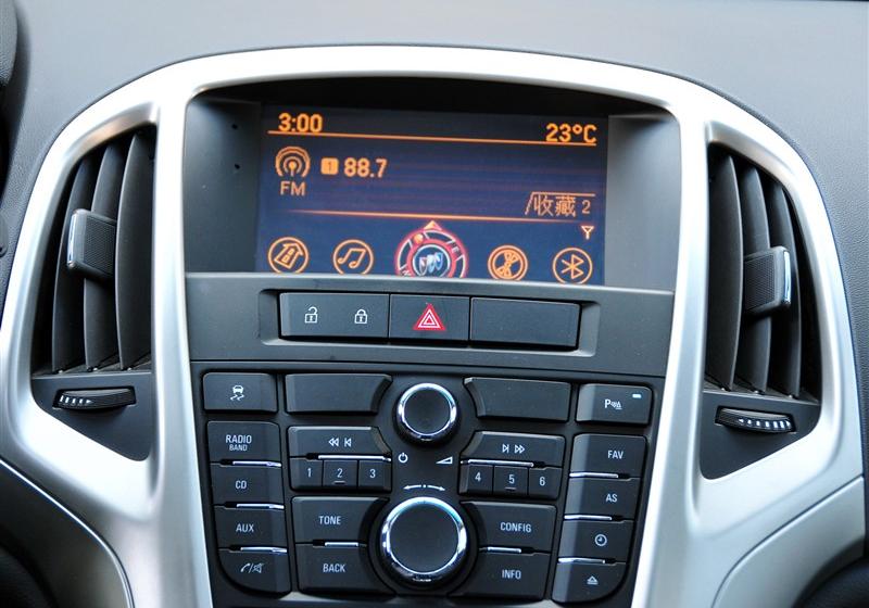 通用别克 英朗 2010款 XT 1.6T 时尚运动版