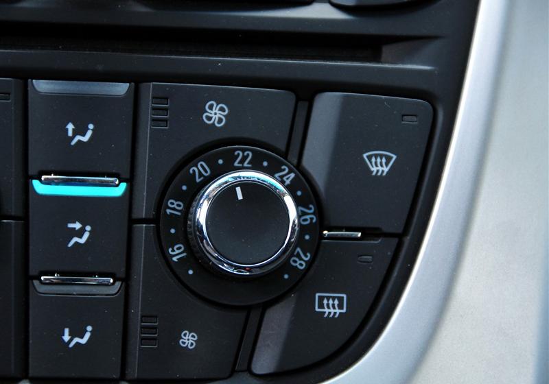通用别克 英朗 2010款 XT 1.6T 时尚运动版