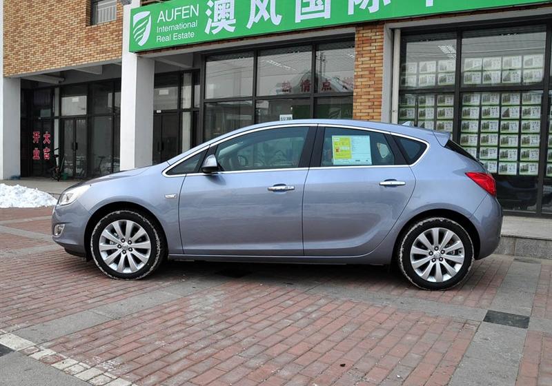 通用别克 英朗 2010款 XT 1.8L 自动豪华版