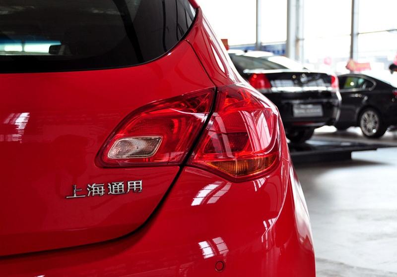 通用别克 英朗 2010款 XT 1.8L 自动豪华版