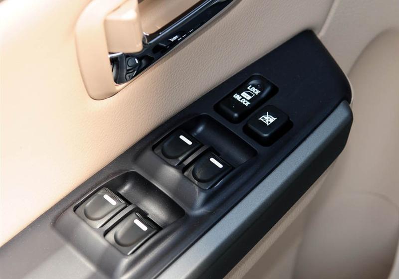 长城汽车 哈弗H3 2010款 领先版 2.5TCI两驱超豪华型