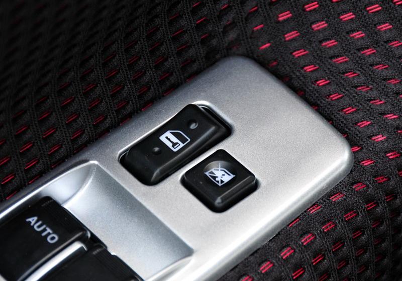 长城汽车 哈弗M2 2010款 1.5CVT两驱豪华型