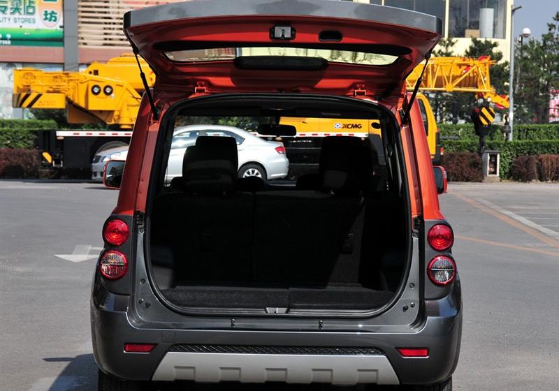 长城汽车 哈弗M2 2010款 1.5CVT两驱豪华型