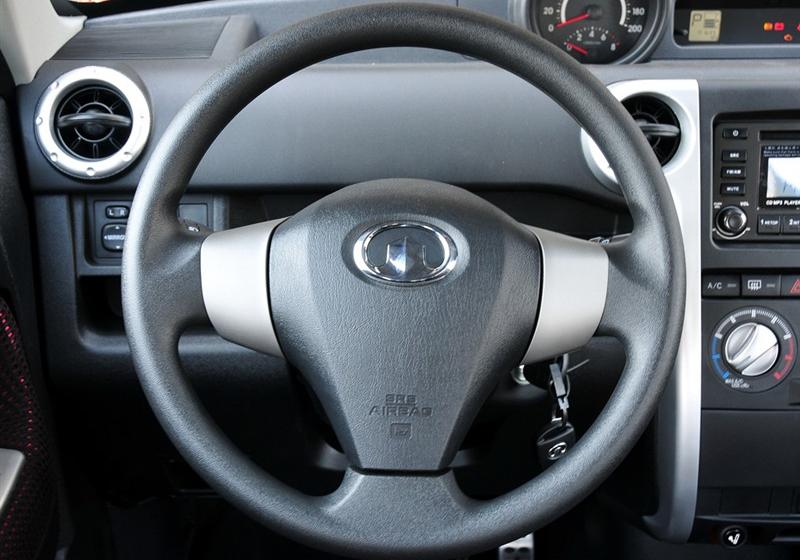 长城汽车 哈弗M2 2010款 1.5CVT两驱豪华型