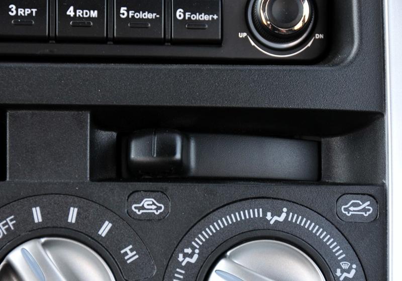长城汽车 哈弗M2 2010款 1.5CVT两驱豪华型