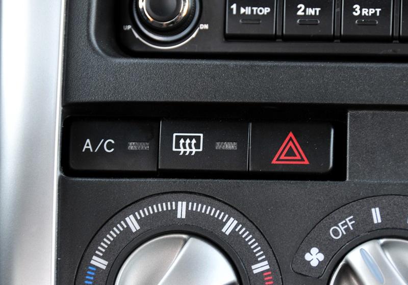 长城汽车 哈弗M2 2010款 1.5CVT两驱豪华型
