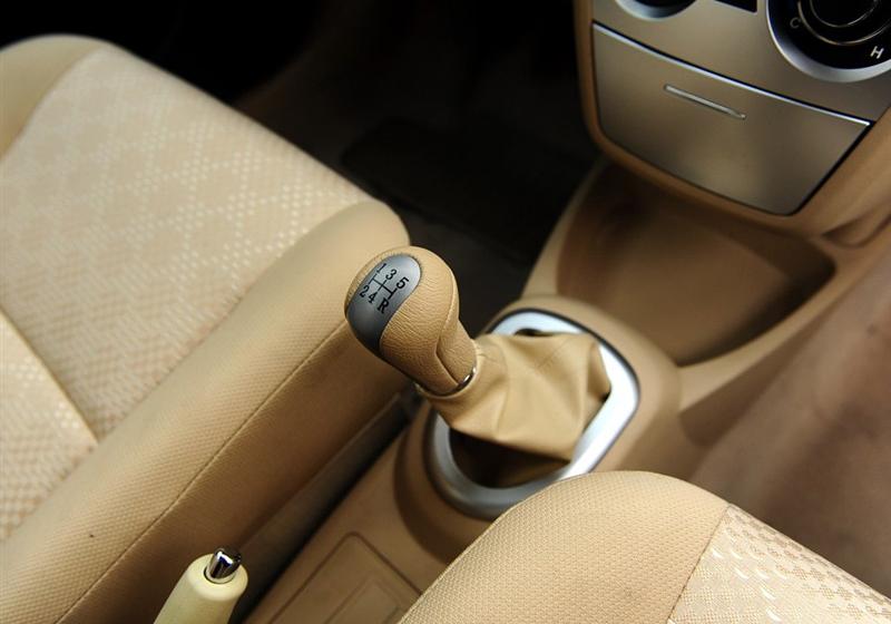 长城汽车 凌傲 2010款 1.5 MT精英版