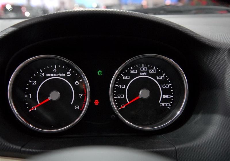 长城汽车 凌傲 2010款 1.5 MT精英版