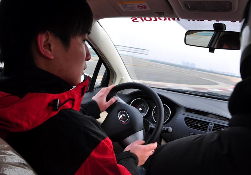 长城汽车 凌傲 2010款 1.5 MT精英版