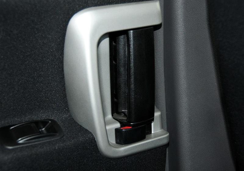 长城汽车 腾翼V80 2011款 2.0 自动标准型